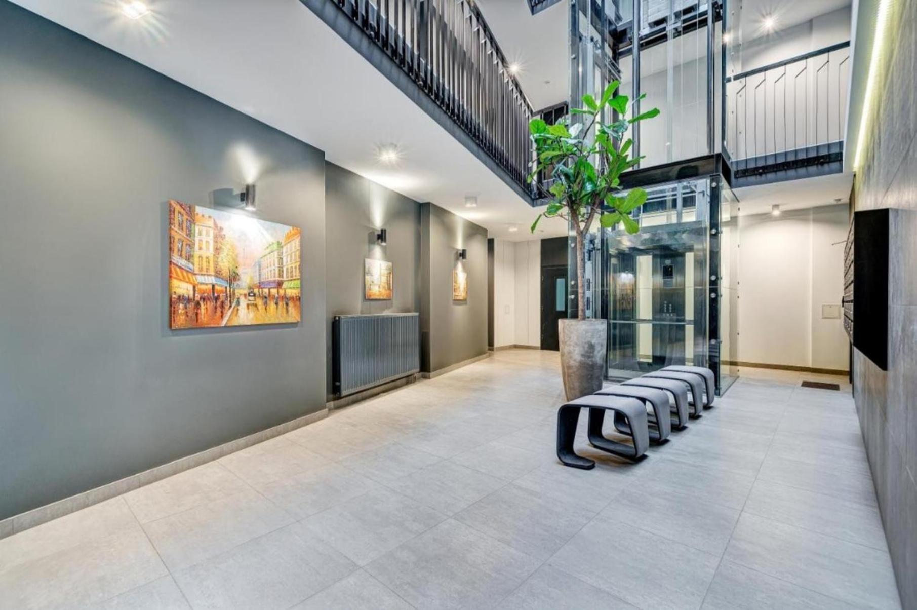 Happy Ugne, The Is In The Heart Of The Old Town, Self-check-in, Car-parking Apartment